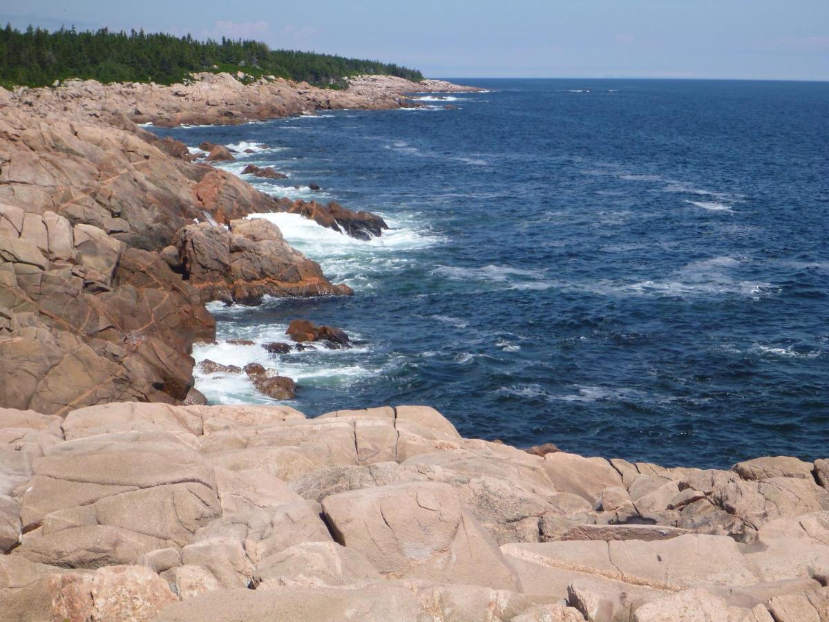 Back Home Bed And Breakfast Membertou Eksteriør bilde