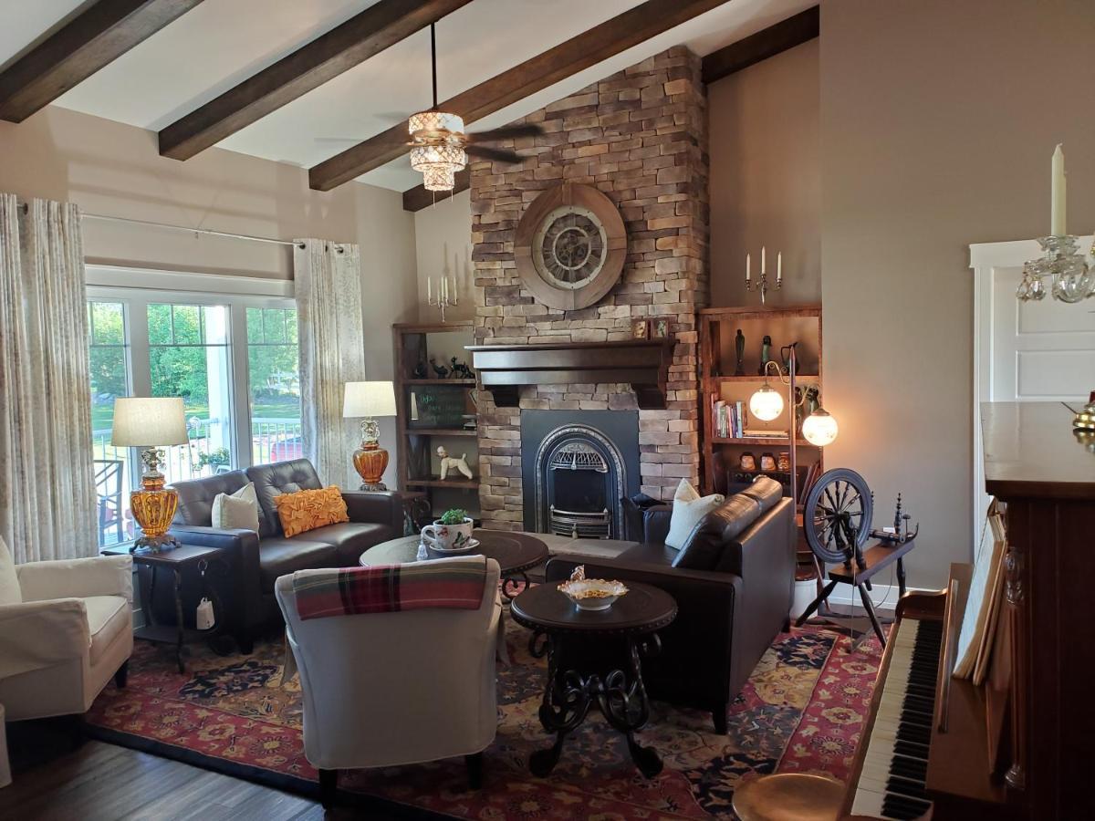 Back Home Bed And Breakfast Membertou Eksteriør bilde