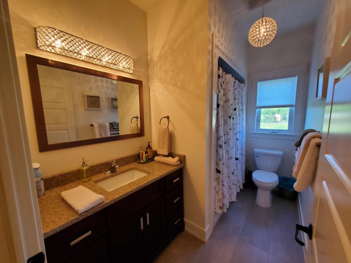 Back Home Bed And Breakfast Membertou Eksteriør bilde