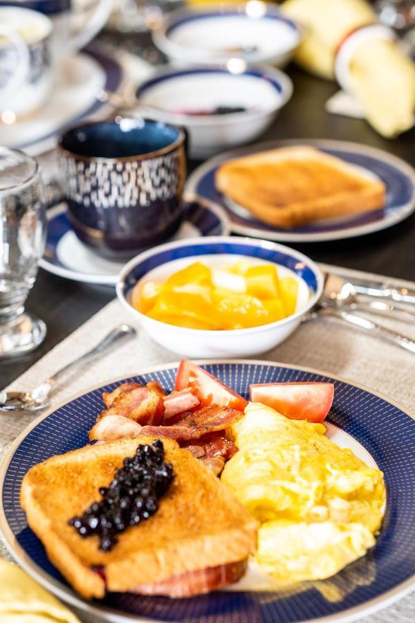 Back Home Bed And Breakfast Membertou Eksteriør bilde